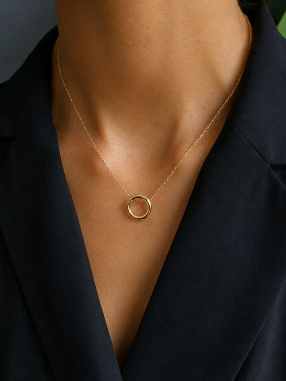 925 Sterling Silver Geometric Modern Round Circle Pendant Necklace - Picture 1 of 6
